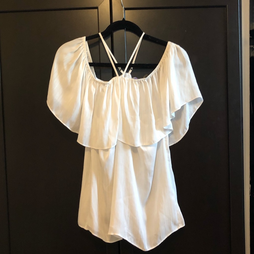 1. State halter/off the shoulder flowy top
